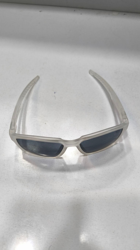 عینک آفتابی مارک اوکلی سفید Oakley مستر کوالیتی